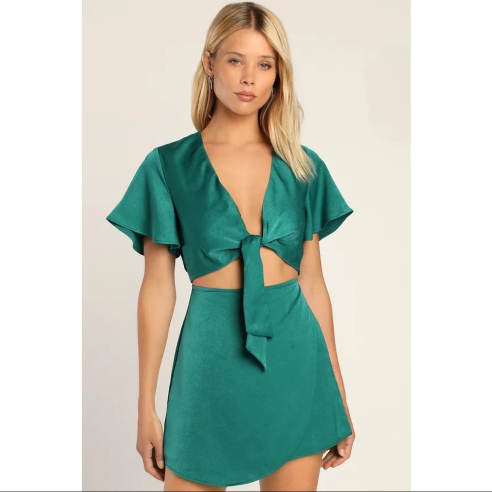 LuLu’s Total Winner Tie Front Romper